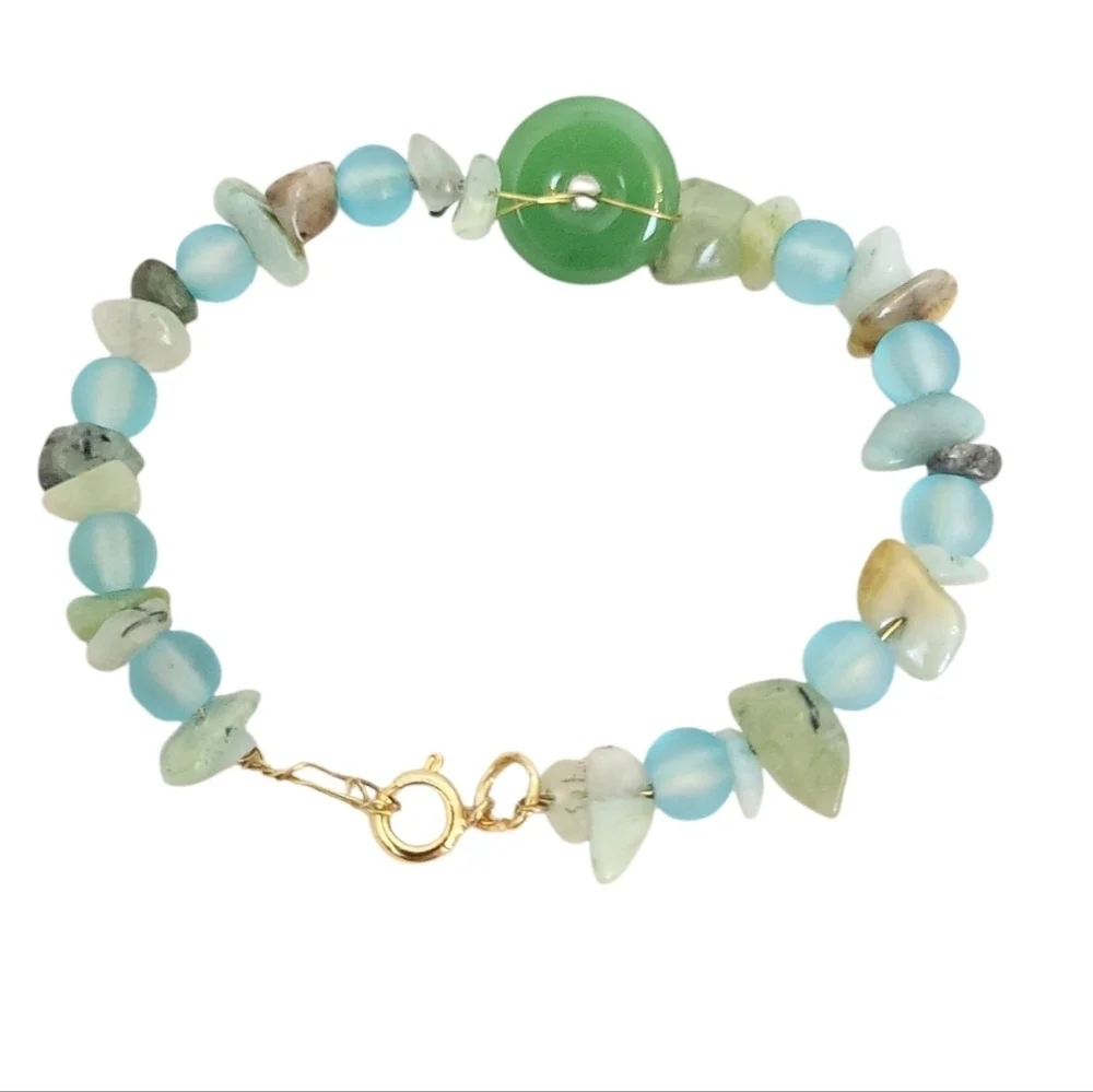 Jade Circle Sea Glass Beaded Bracelet with Gold Clasp